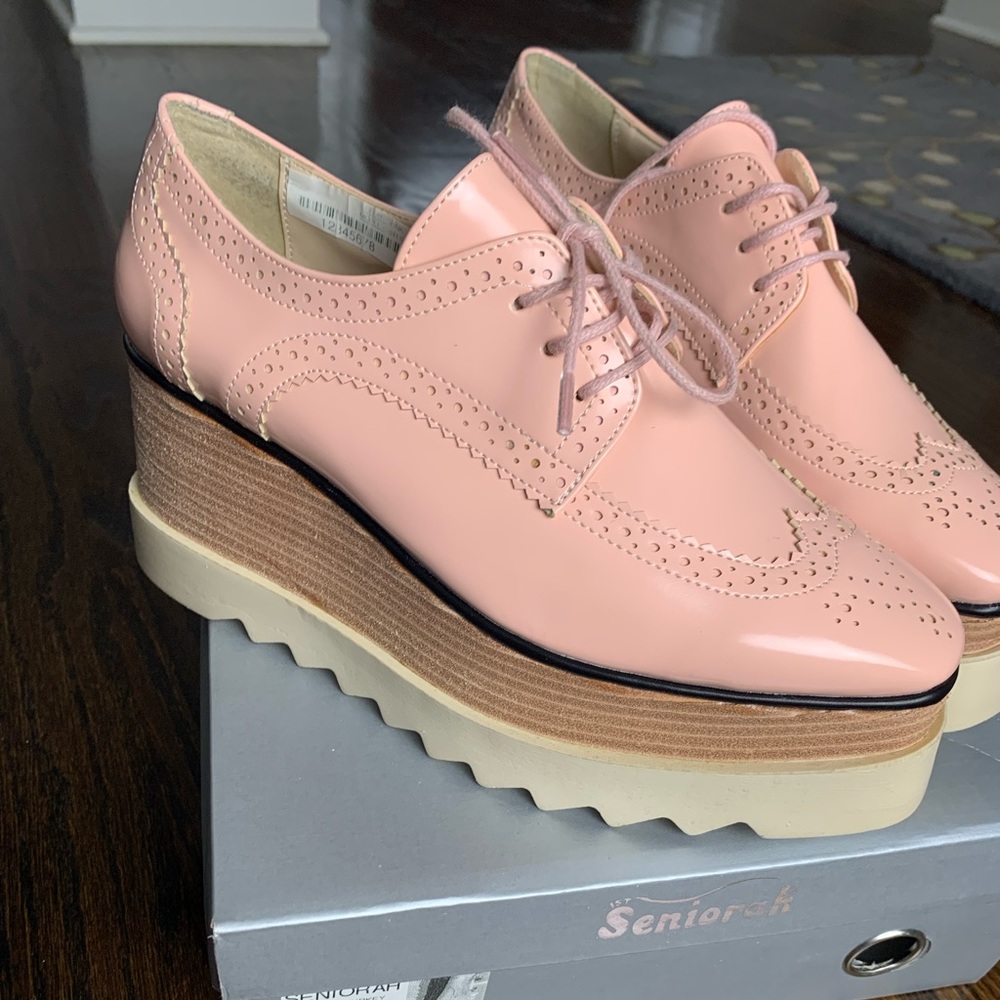 Seniorah Platform Shoes - Size 39 (US 8) NEW